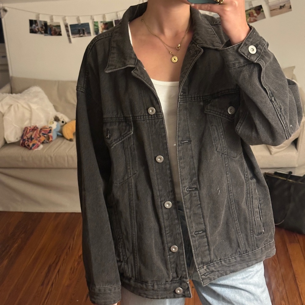 Relaxed black jean jacket